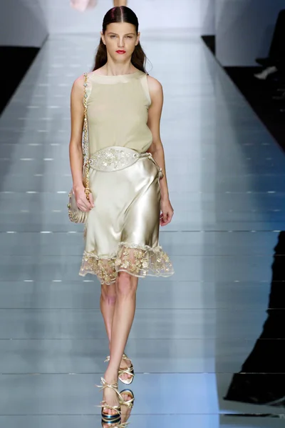 Look 27